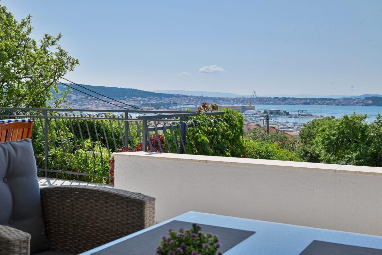 Rina Vacation Home Trogir Exterior foto